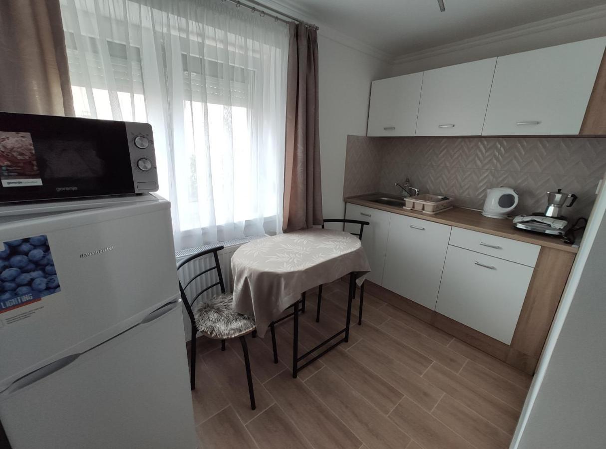 Royal De Lux Apartment Hajduszoboszlo Exterior photo
